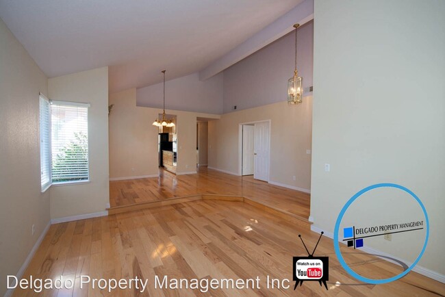 Building Photo - 4 br, 2 bath House - 228 Windsor Way