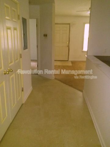 Foto del edificio - 733 Stallings Rd