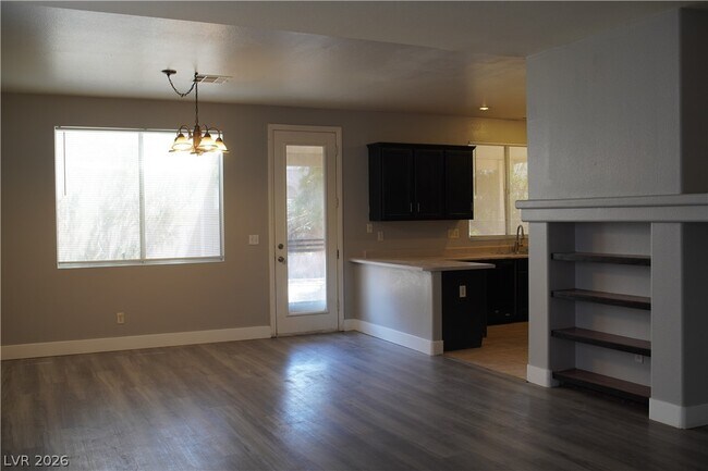 Building Photo - 10015 San Gervasio Ave