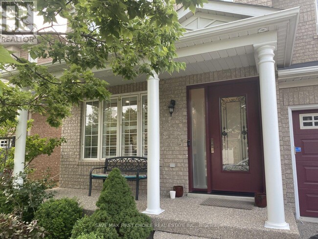 Building Photo - 3034 Portree Crescent