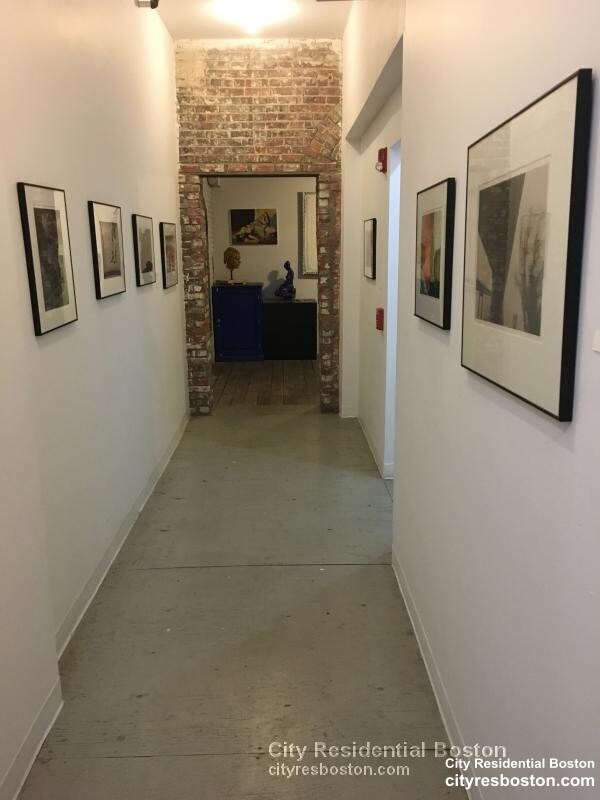 Primary Photo - 516 E 2nd St