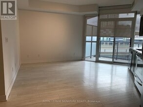 Building Photo - 169 Fort York Blvd