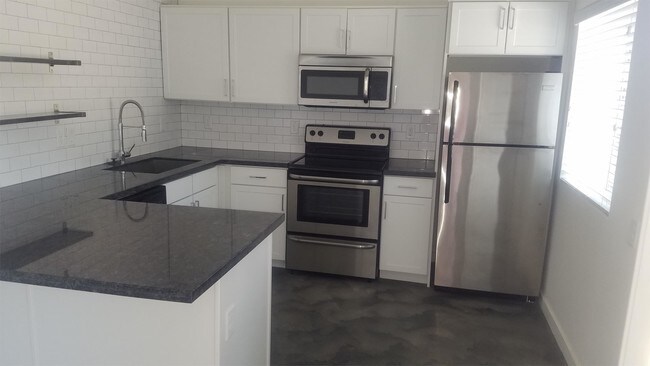 Building Photo - 3122 N 38th St