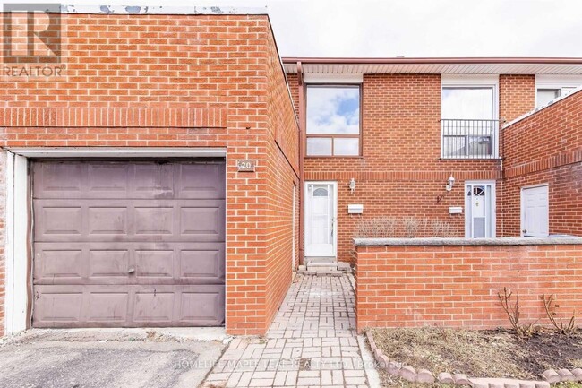 Building Photo - 3430-3430 Brandon Gate Dr