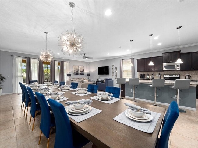 Foto del edificio - 8825 Rhodes St