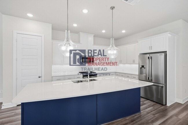 Building Photo - 14409 Balmoral Pl