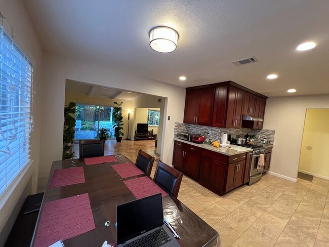 Dining Room - 1642 Tahoe Dr