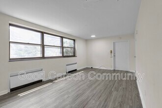 Building Photo - 1022 Delaware Ave