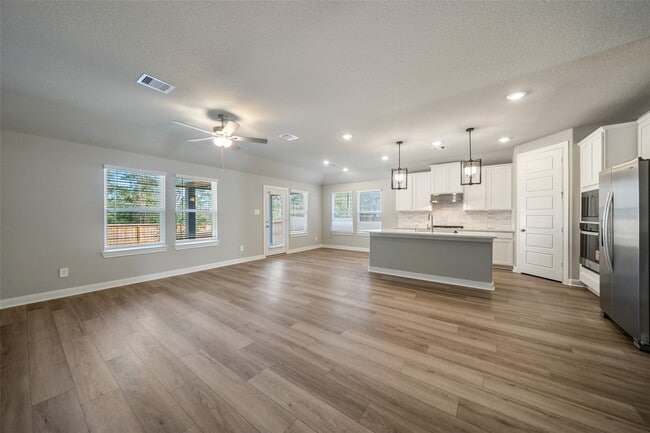 Foto del edificio - 17716 Ml Mnr Dr