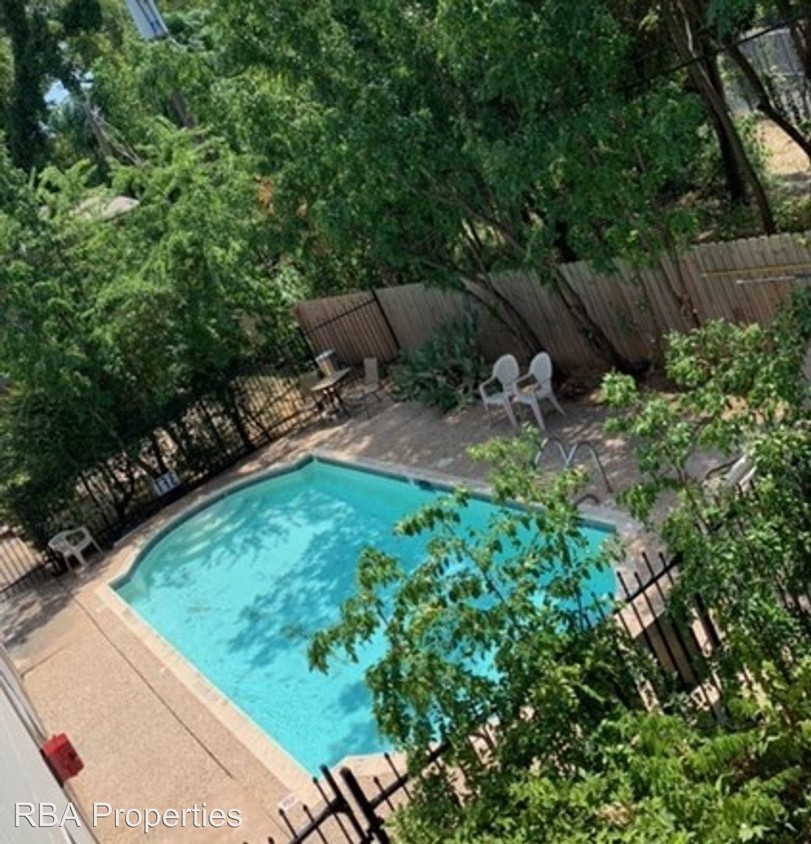 Foto principal - 5317-5319 William Holland Ave
