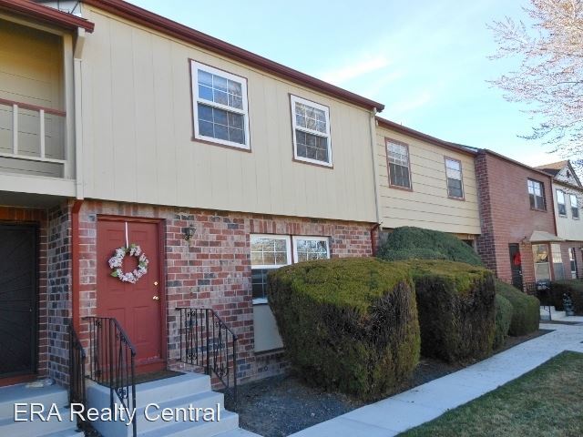 Foto principal - 3 br, 1.5 bath House - 483 Beacon Hill Ct ...