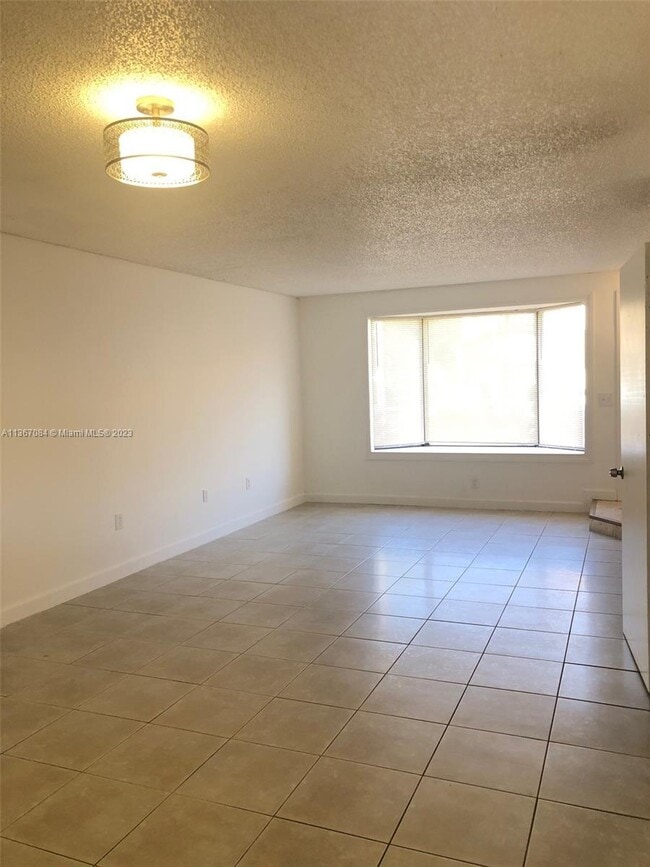 7797 SW 102nd Ln, Miami, FL 33156 Townhome Rentals in Miami FL