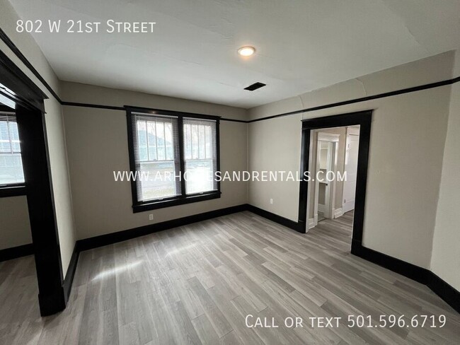 Foto del edificio - 802 W 21st St