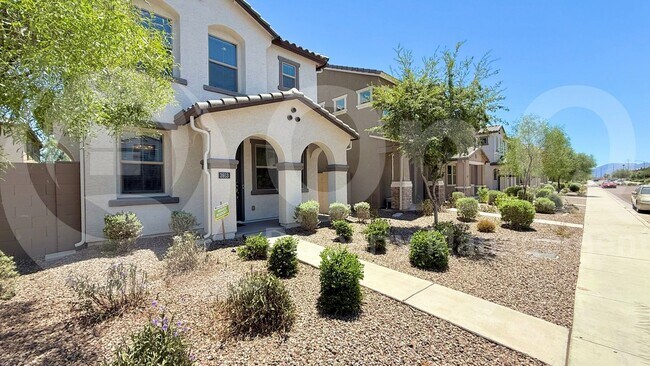 Building Photo - 3913 S 58th Ln