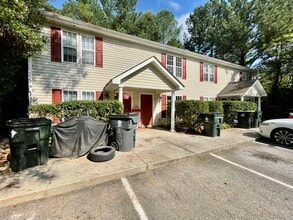 Building Photo - 228 Bass Lake Rd