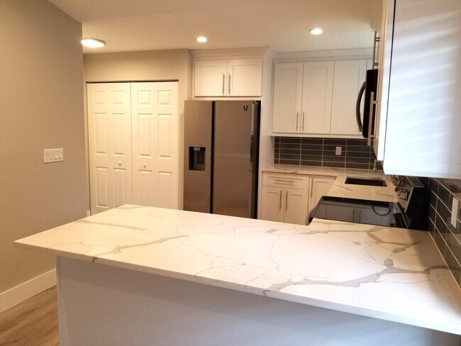 Foto del edificio - 8863 SE Hobe Ridge Ave