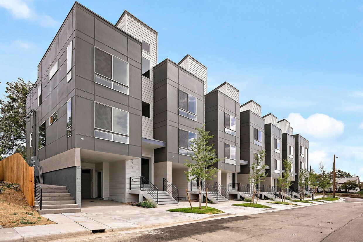 Luxury Townhome - 3 Bed 3.5 Bath at Overlo... - Luxury Townhome - 3 Bed 3.5 Bath at Overlo...