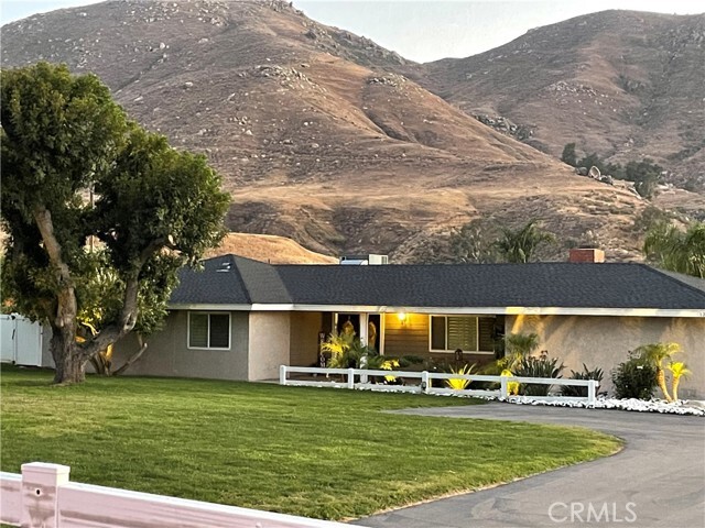 Foto principal - 12376 Reche Canyon Rd