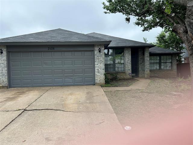 Building Photo - 3108 Clovermeadow Dr