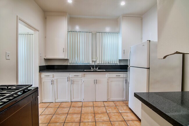 Foto del edificio - 1461 S Bedford St