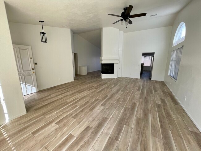 Foto del edificio - 1536 Pony Ranch Cir
