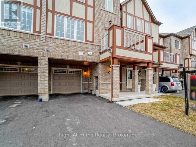 Building Photo - 297 Murlock Heights