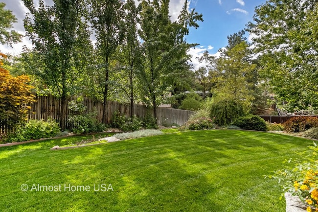 Building Photo - 9722 Buttonwood Cir