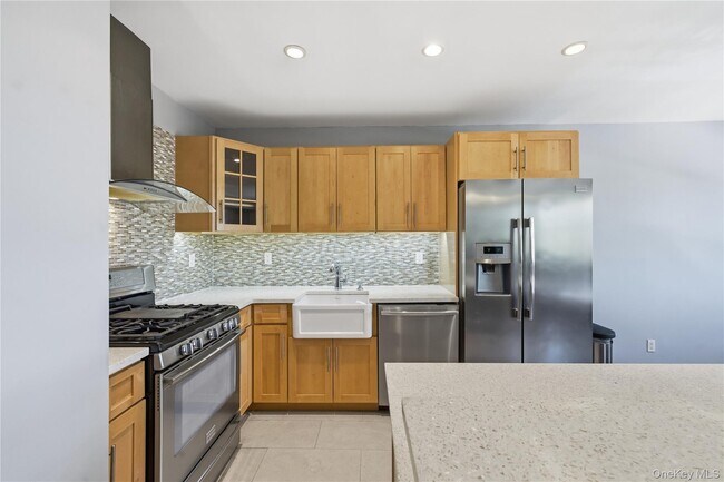 Building Photo - 59-17 Kissena Blvd