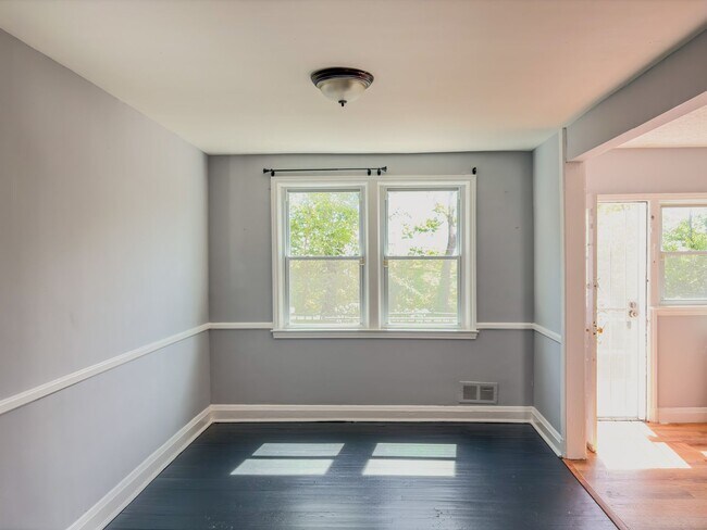Foto del edificio - 5967 Glen Falls Ave