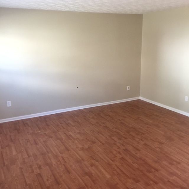 Building Photo - 2422 Brittan Pl