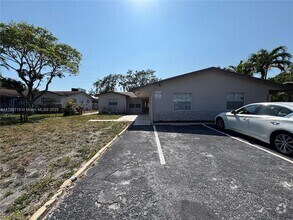 Building Photo - 1251 SW 11th Ave