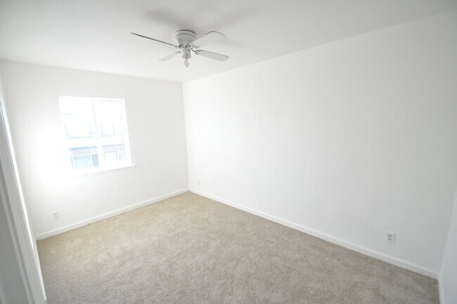 bedroom 1 - 3539 Edison Ave