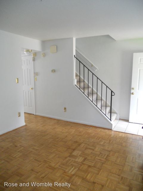 Foto del edificio - 2 br, 1.5 bath House - 726 Hayes Avenue