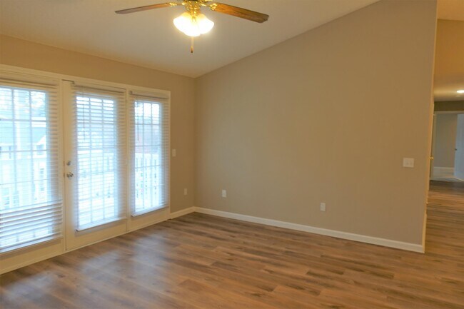 Foto del edificio - 205 Pelham Square Way