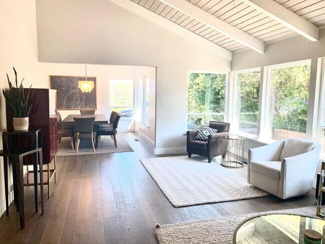 Building Photo - 4 bedroom in San Rafael CA 94901