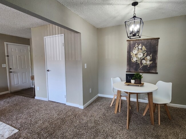 Building Photo - The Villages Apartment Homes
