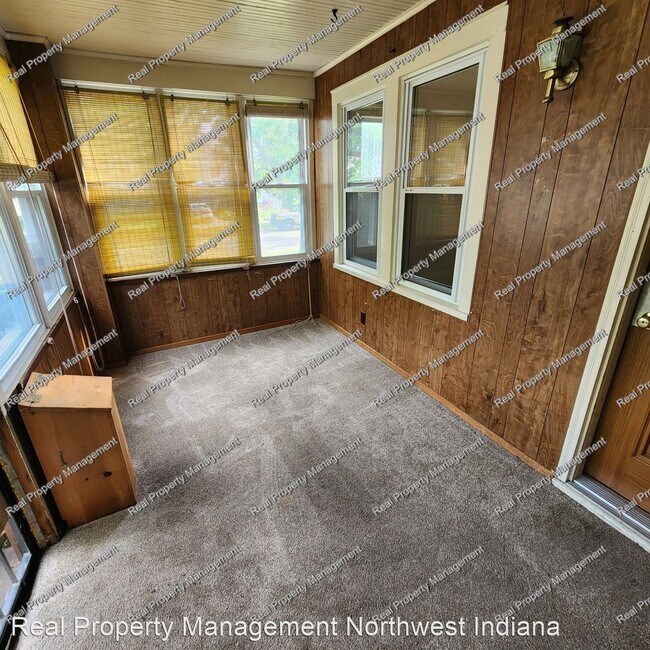 Building Photo - 3 br, 2 bath House - 6648 Monroe Avenue