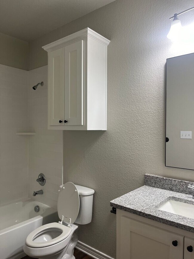 Building Photo - TCU-2601 Mission Street