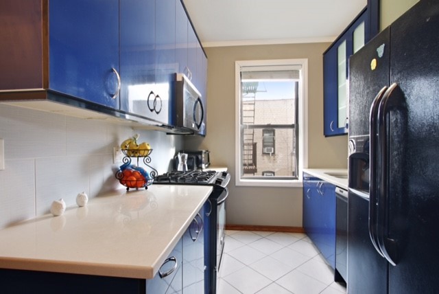 Kitchen - 1289 E 19th St