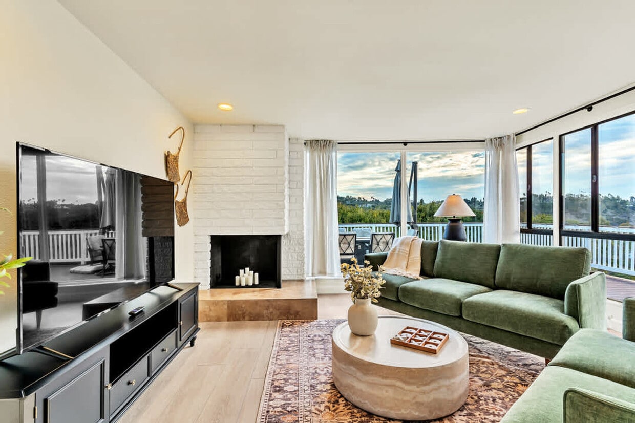 Foto principal - 4853 Twain Ave