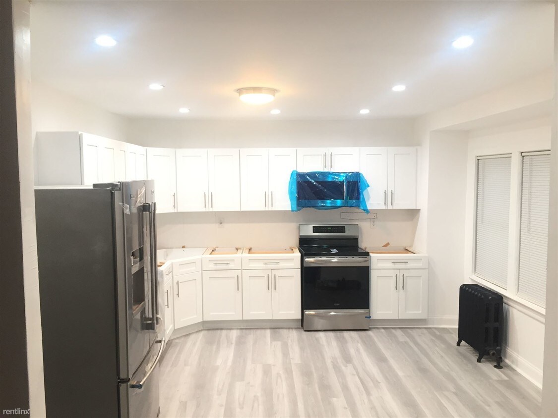 Primary Photo - 3 br, 1 bath House - 119-30 177th Place Main