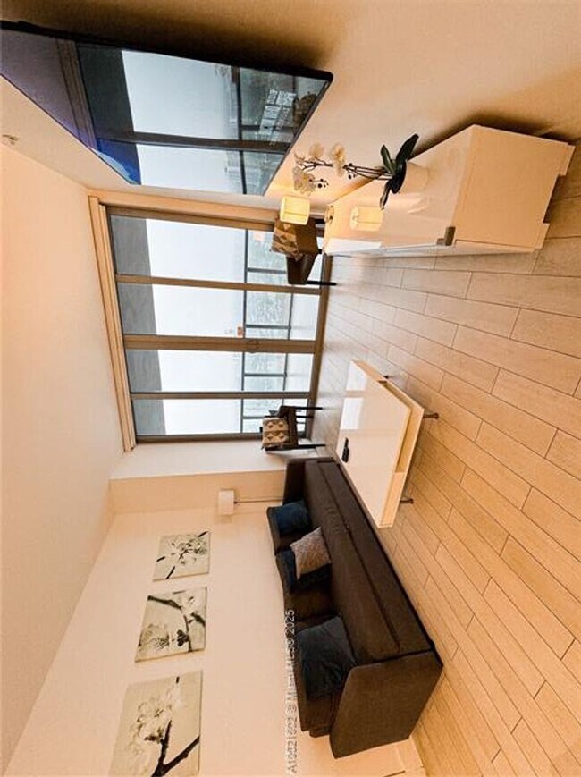 Foto del edificio - 2600 E Hallandale Beach Blvd