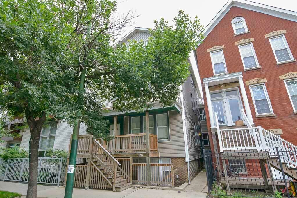 2517 N Ashland Ave Unit R2, Chicago, IL 60614 Condo for Rent in