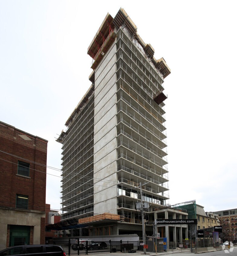 Alterner - Post House Condominiums