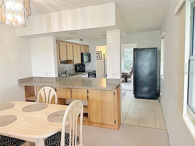 Building Photo - 2468 Florentine Way