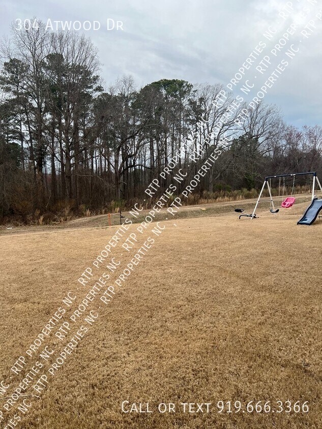 Building Photo - 304 Atwood Dr