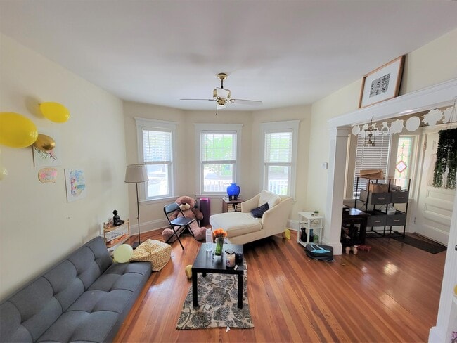 Building Photo - 31 Electric Ave