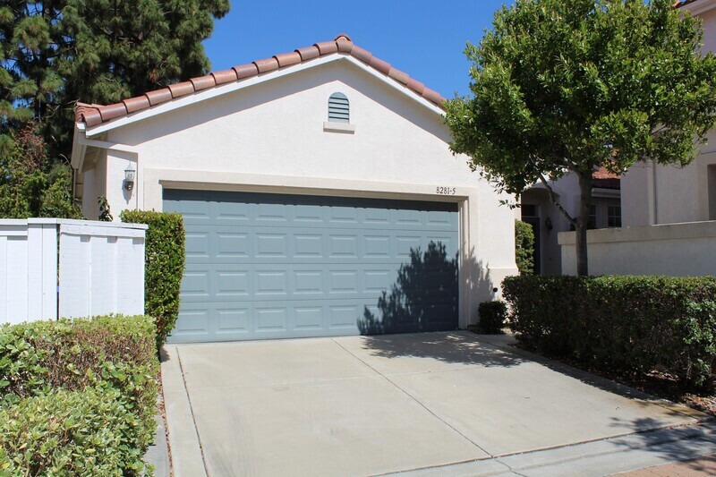Primary Photo - 8281 Gold Coast Dr