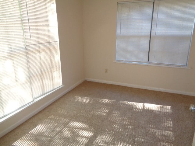 Foto del edificio - 1737 Hazelwood St