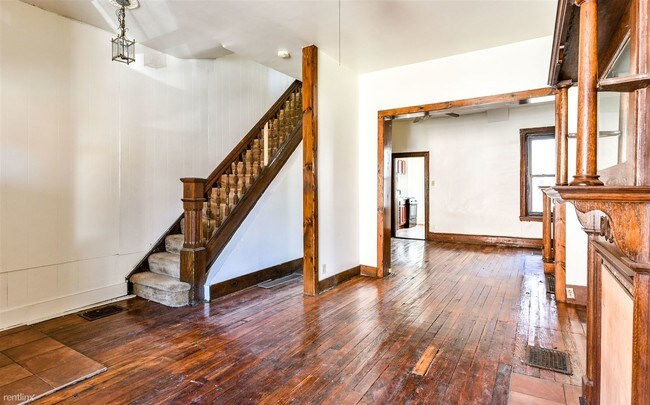 Building Photo - 3 br, 1 bath House - 3204 Kennett Sq